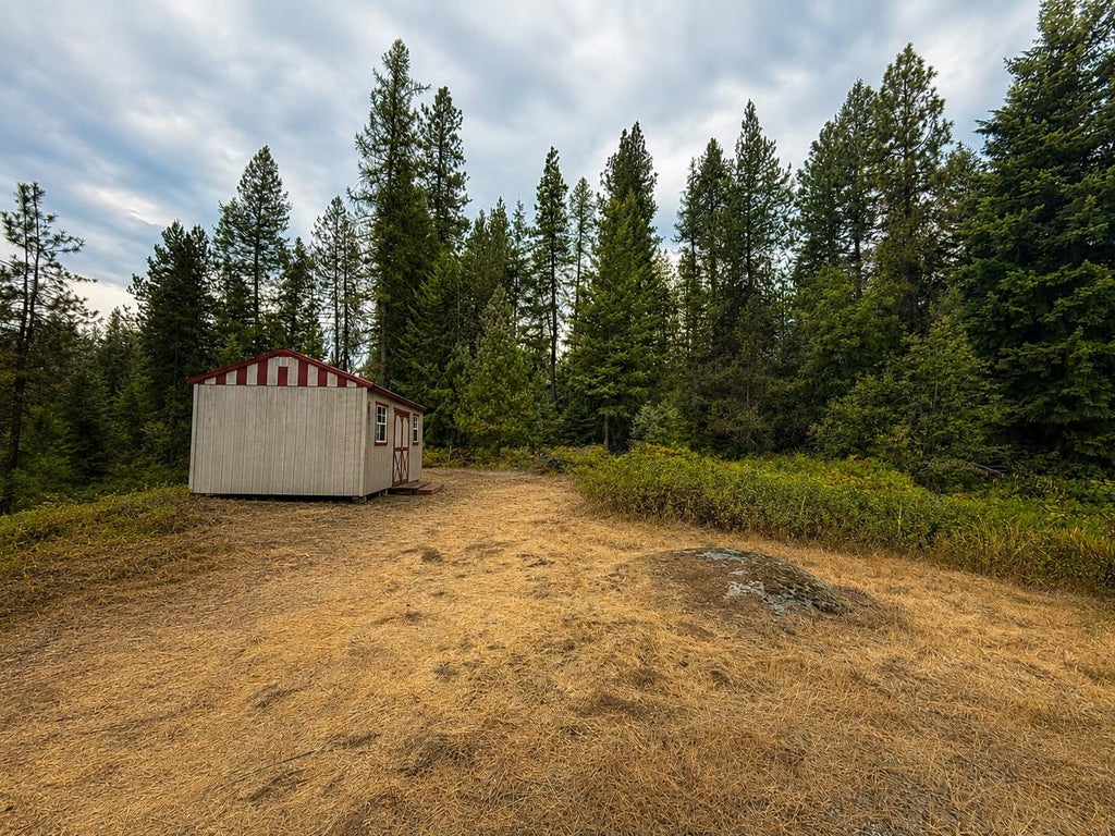 Photo of 1 Quartz Rd, Newport, WA 99156 (MLS # 202623745)