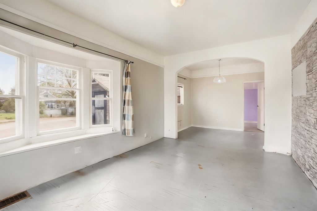 Photo of 2016 N Cannon St, Spokane, WA 99205 (MLS # 202615650)