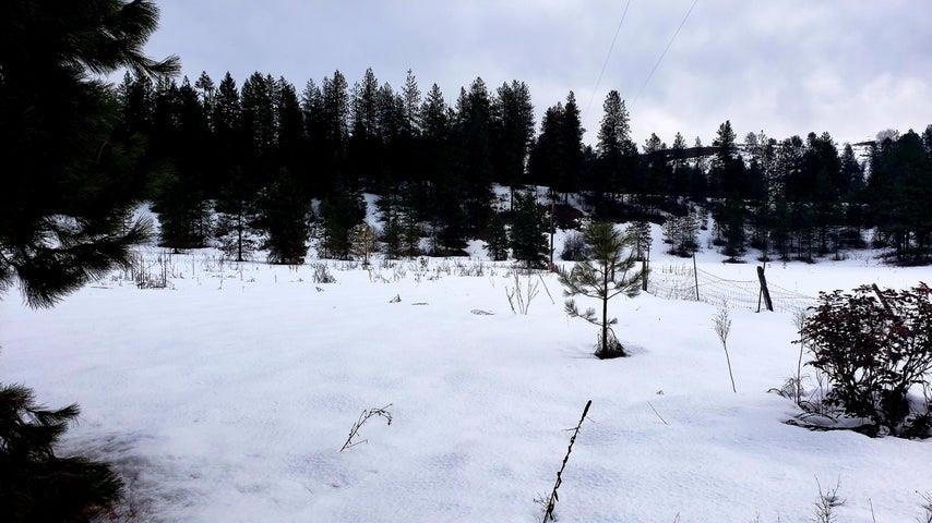 Photo 5 of 35 of 1684 H Brooks Rd land