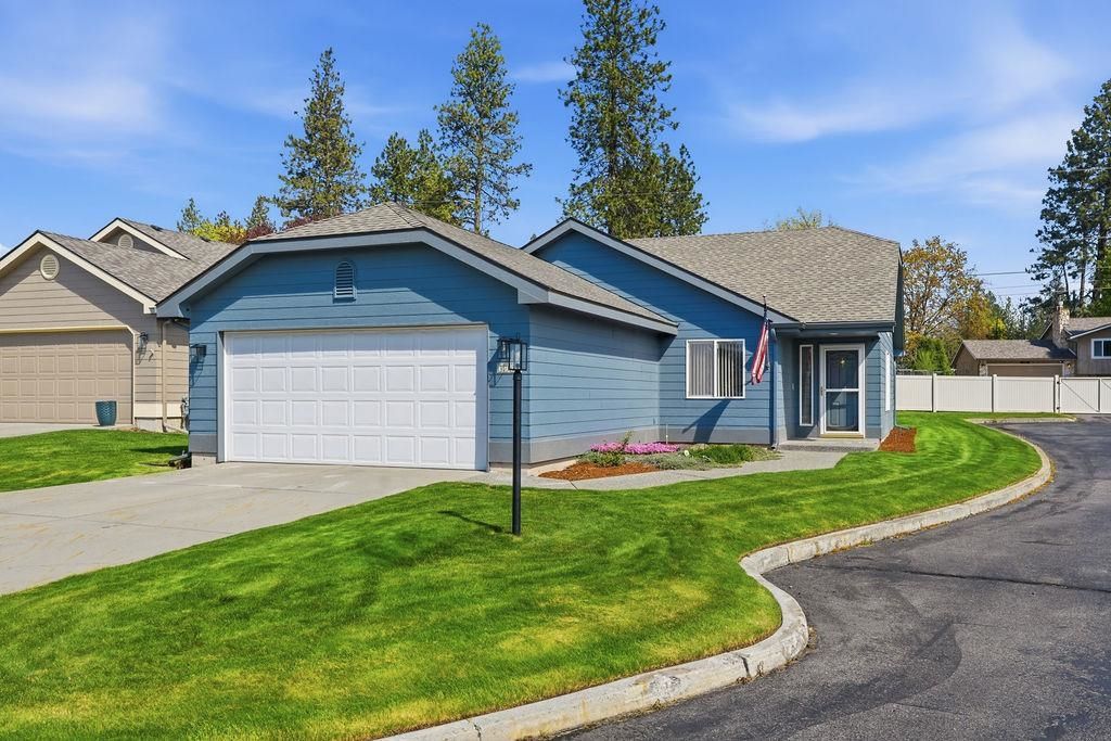 Photo of 3704 S Brighton Ln, Spokane, WA 99223 (MLS # 202616508)