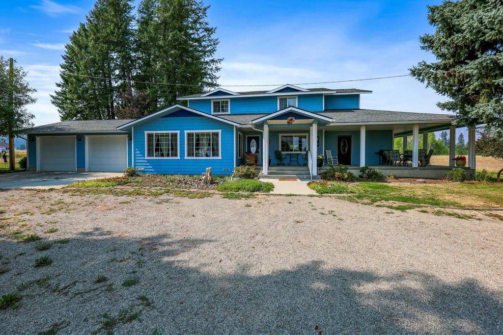 Photo of 5074 Casberg Burroughs Rd, Deer Park, WA 99006 (MLS # 202523905)