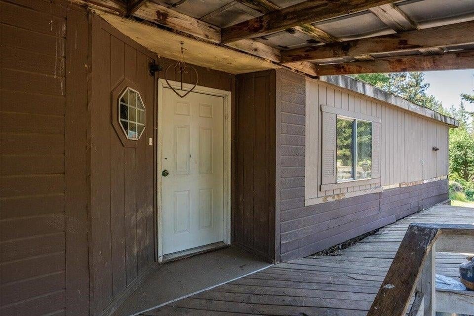 Photo of 3287 Bradbury Way, Valley, WA 99181 (MLS # 202623101)