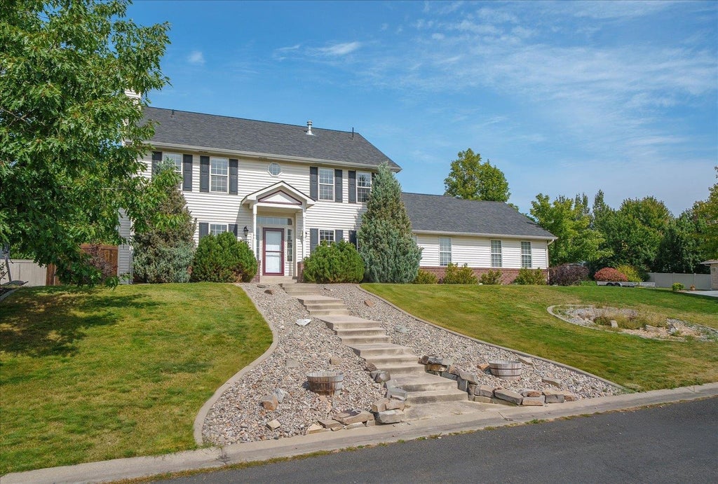 Photo of 2422 S Boulder Ln, Greenacres, WA 99016 (MLS # 202624518)