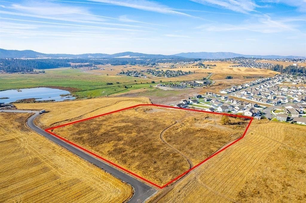 Photo of 14XX S Henry Rd, Greenacres, WA 99016 (MLS # 202619732)