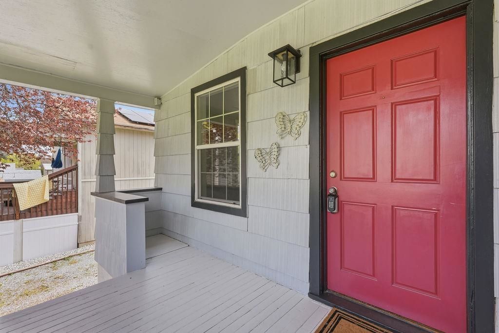 Photo of 3611 W Heroy Ave, Spokane, WA 99205 (MLS # 202616269)