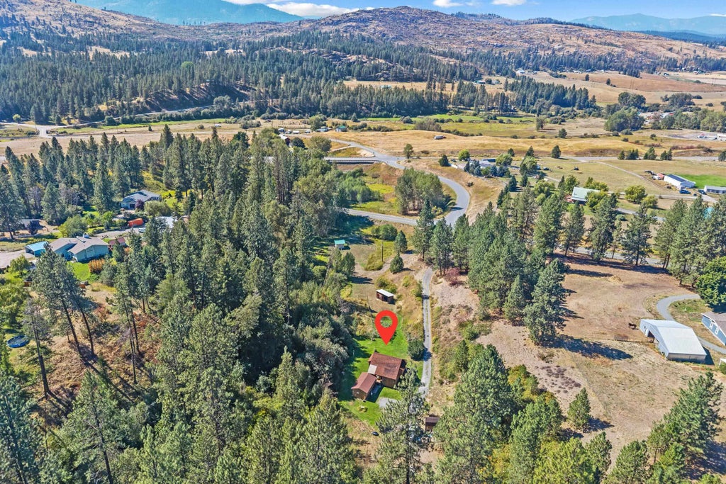 Photo of 1043 Old Highway 12 Mile Rd, Colville, WA 99114 (MLS # 202623602)