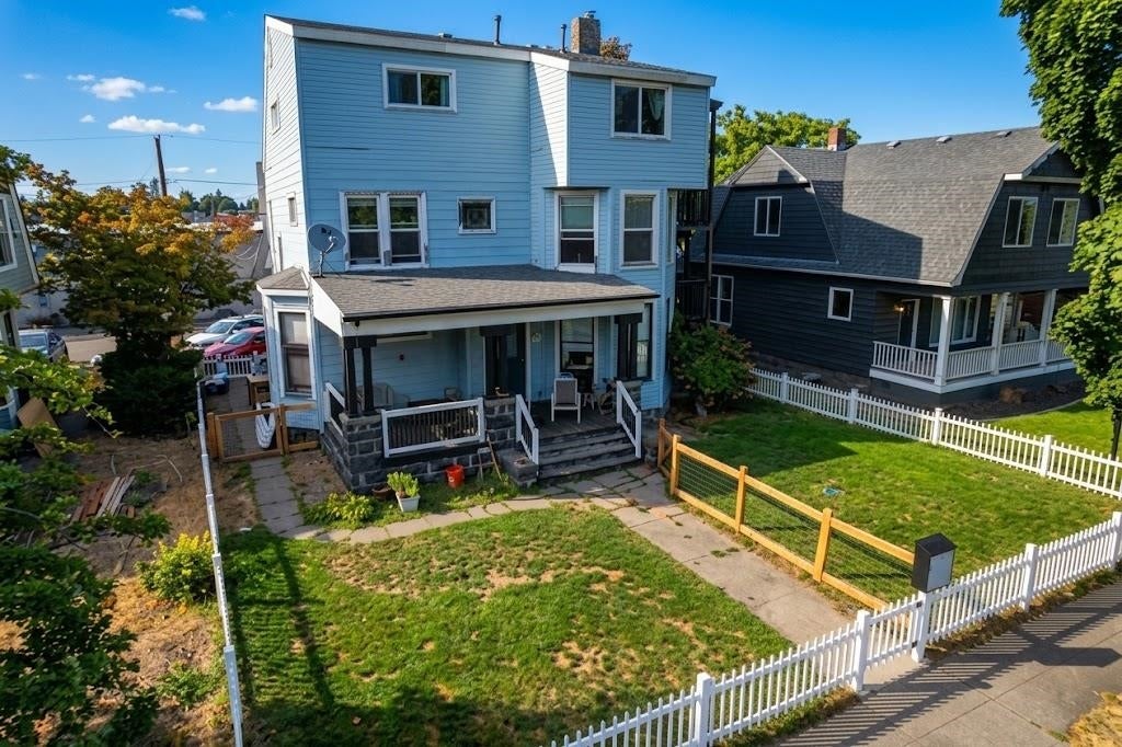 1316 W Dean Ave - Photo 2