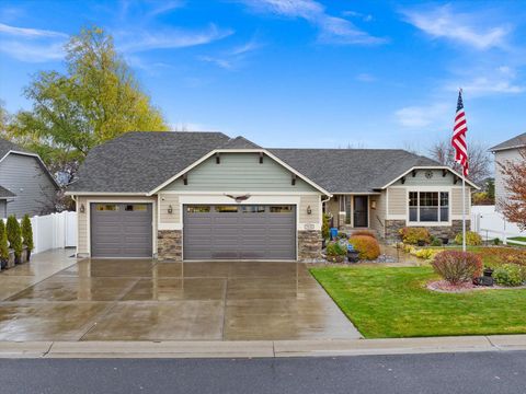 Photo of 9920 N Austin Ln, Spokane, WA 99208 (MLS # 202527772)