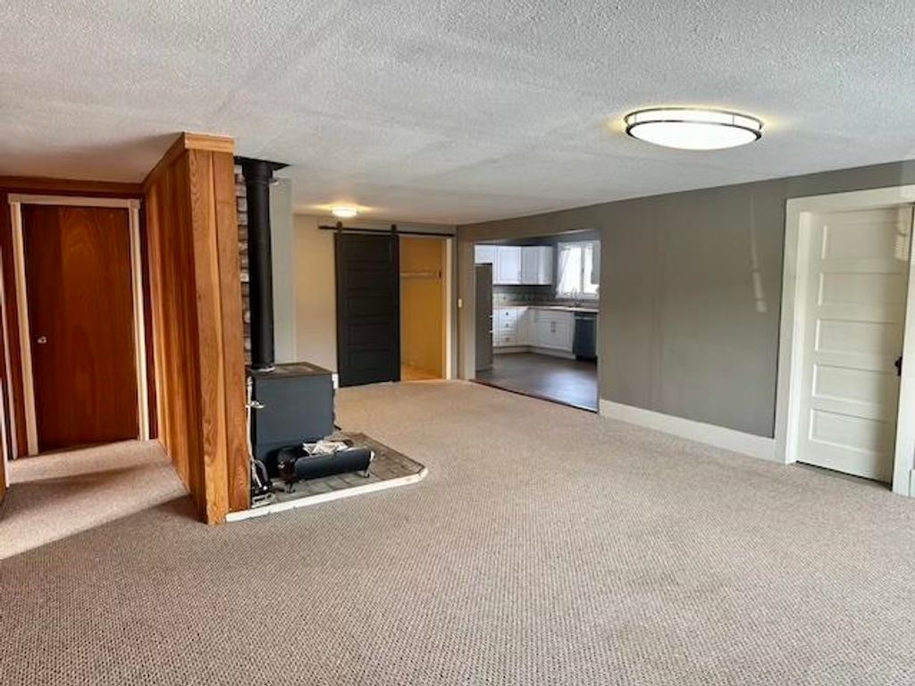 Photo of 102 S 8th Ave, Ione, WA 99139 (MLS # 202616421)