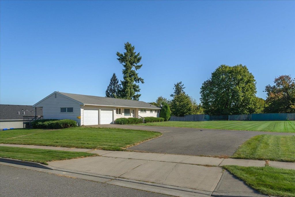 Photo of 1105 S Mamer Rd, Spokane Valley, WA 99216 (MLS # 202525429)