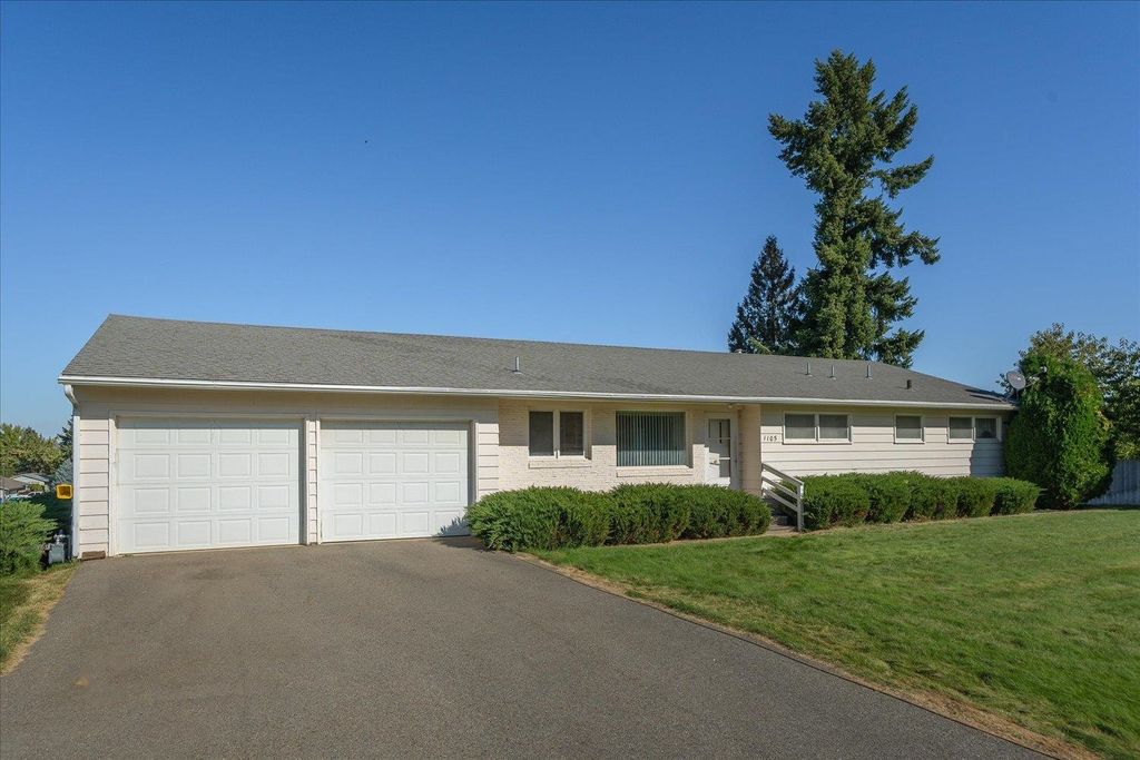 Photo of 1105 S Mamer Rd, Spokane Valley, WA 99216 (MLS # 202525429)