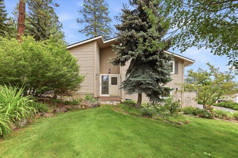 Photo of 2319 E Casper Dr, Spokane, WA 99223 (MLS # 202618981)