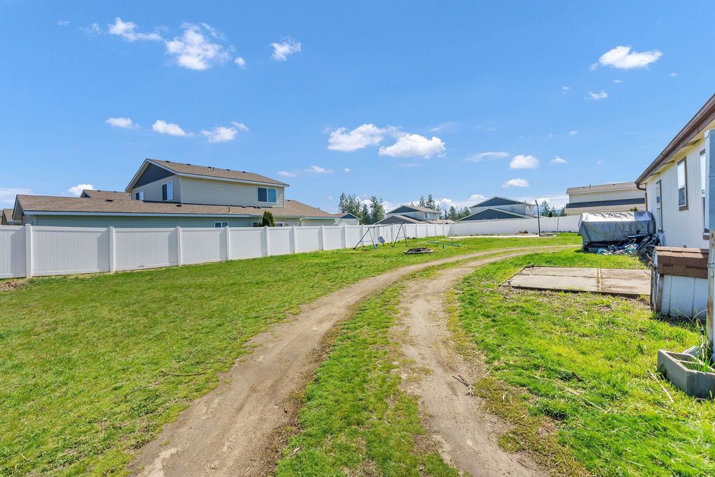 Photo of 5108 E Grace Ave, Spokane, WA 99217 (MLS # 202615768)