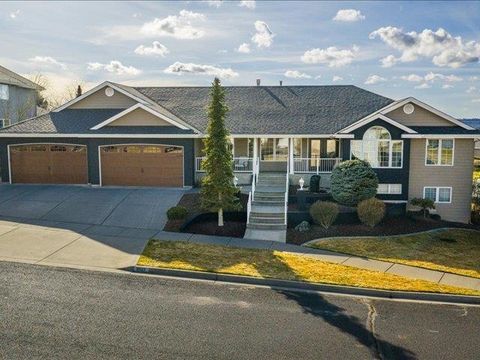 Photo of 6527 W Skagit Ave, Spokane, WA 99208 (MLS # 202612200)