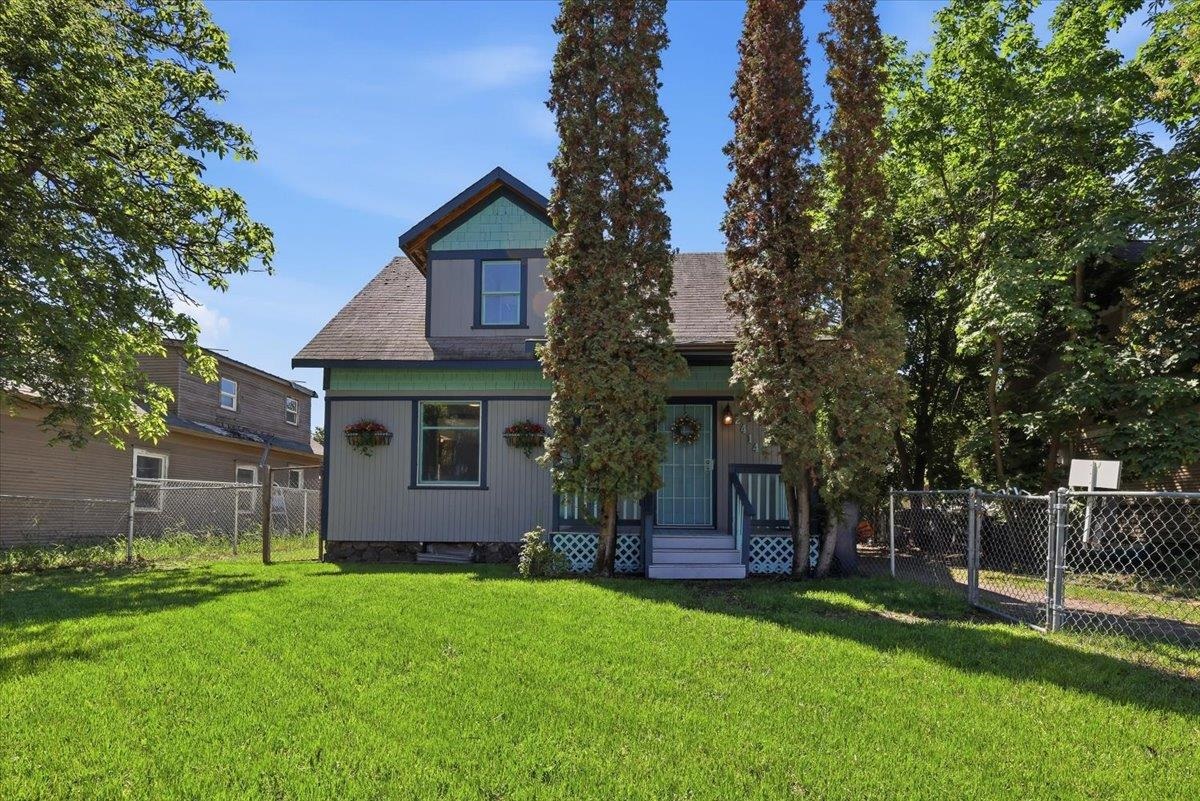 Photo 1 of 32 — 2414 E MISSION Ave, Spokane, WA 99202