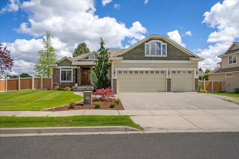 Photo of 7614 N G St, Spokane, WA 99208 (MLS # 202612641)