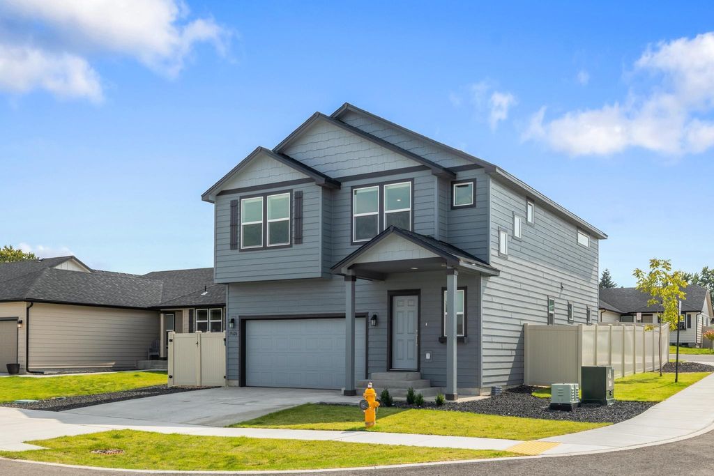 Photo of 19626 E 3rd Ln, Greenacres, WA 99016 (MLS # 202523958)