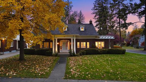 Photo of 3425 N Audubon St, Spokane, WA 99205 (MLS # 202526471)