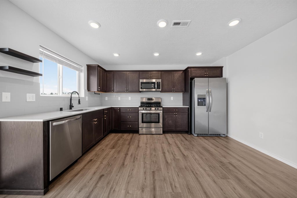 Photo of 4440 W Bedford Ave, Spokane, WA 99208 (MLS # 202625713)