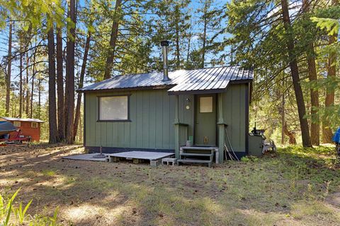 Photo of XXXX Dome Lane Way, Springdale, WA 99148 (MLS # 202613886)