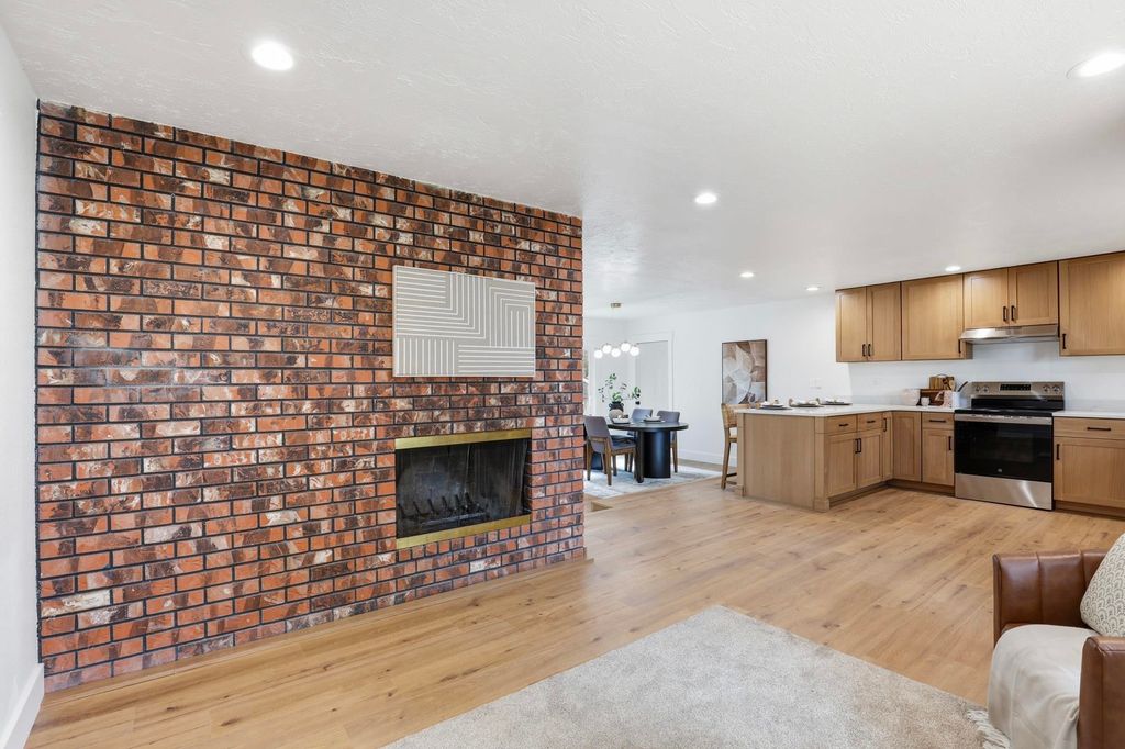 Photo of 5611 W Lowell Ave, Spokane, WA 99208 (MLS # 202615661)