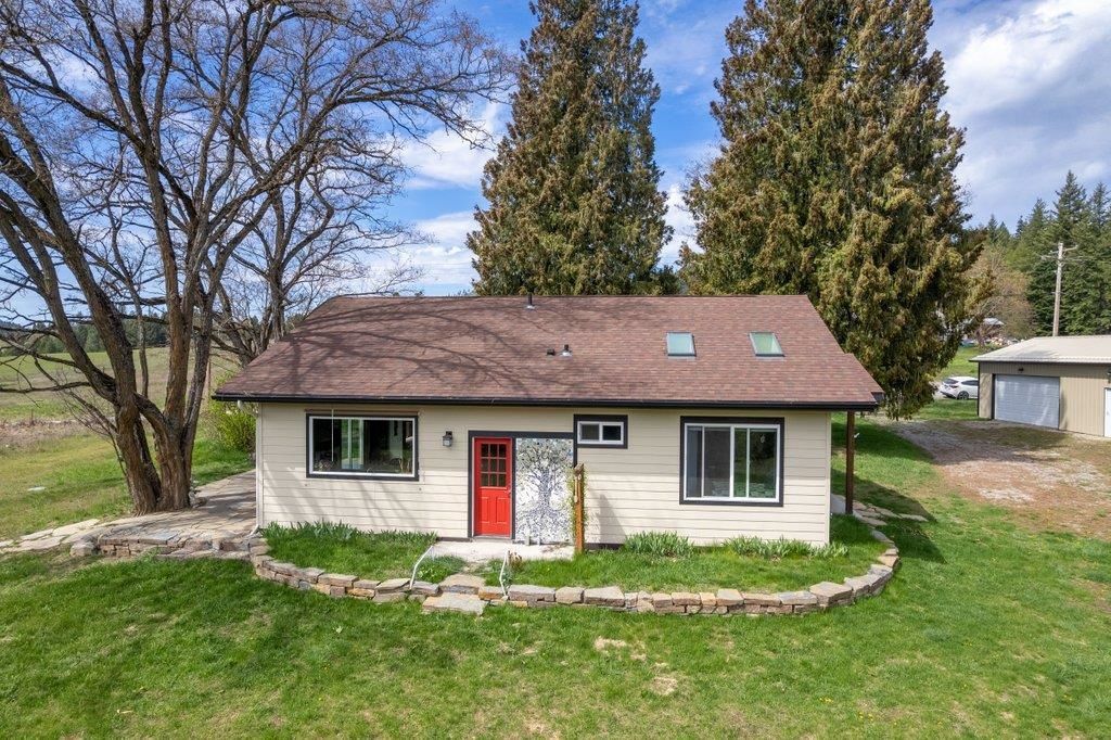 Photo of 332 Bergen Rd, Newport, WA 99156 (MLS # 202616248)