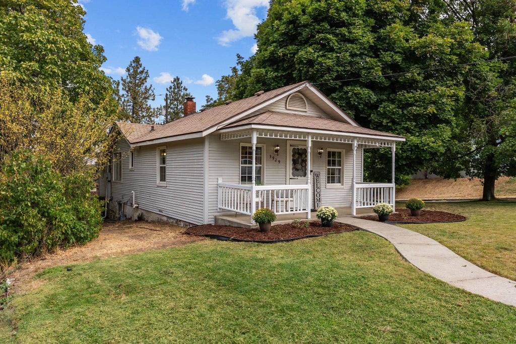 Photo of 3929 E 8th Ave, Spokane, WA 99202 (MLS # 202623694)