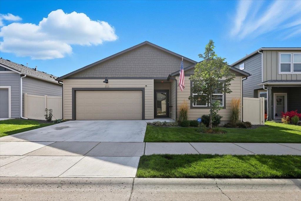 Photo of 5713 W Morgantown Ln, Spokane, WA 99208 (MLS # 202525496)