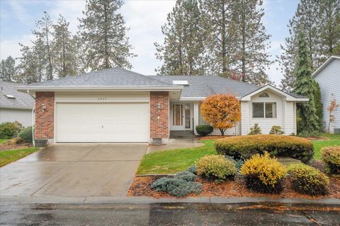 Photo of 6415 N Royal Crescent Ln, Spokane, WA 99205 (MLS # 202526531)