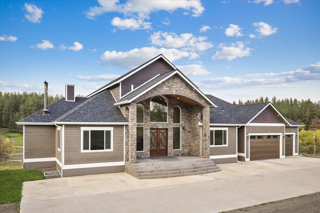Photo of 6310 E Wilding Ln, Spokane, WA 99217 (MLS # 202616106)