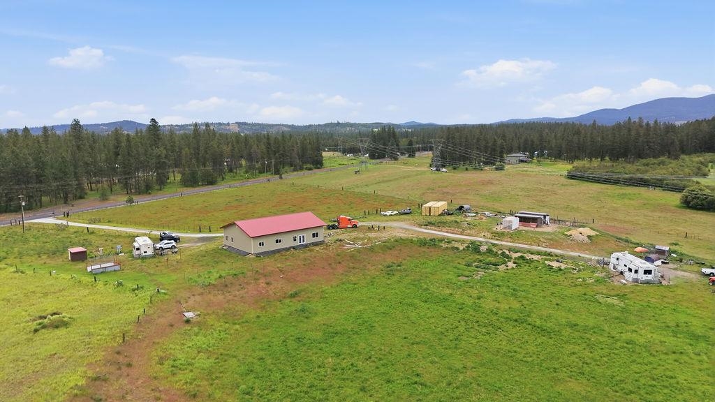 Photo 1 of 24 — 5320 E Elk Chattaroy Rd, Chattaroy, WA 99003