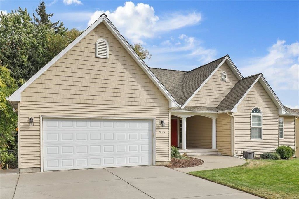 Photo of 515 Short St, Cheney, WA 99004 (MLS # 202525485)