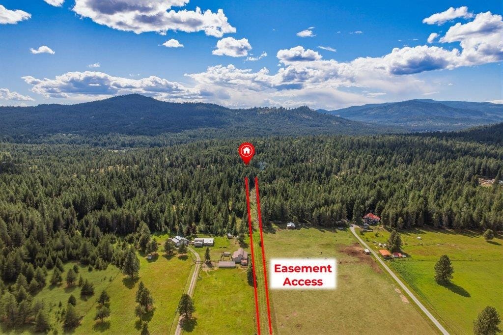 Photo of 1301 Veit Rd, Newport, WA 99156 (MLS # 202619740)