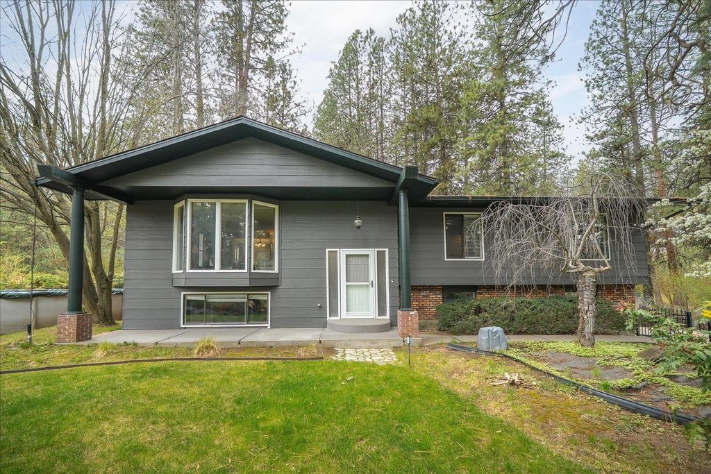 Photo of 5018 S Marble Ct, Spokane Valley, WA 99206 (MLS # 202615628)