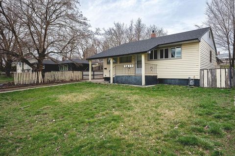 Photo of 3617 E Grace Ave, Spokane, WA 99217 (MLS # 202614008)