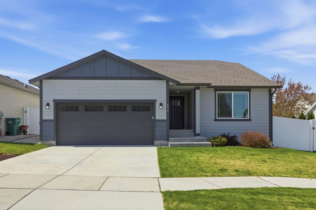Photo of 616 S GRADY Rd, Spokane Valley, WA 99016 (MLS # 202616068)