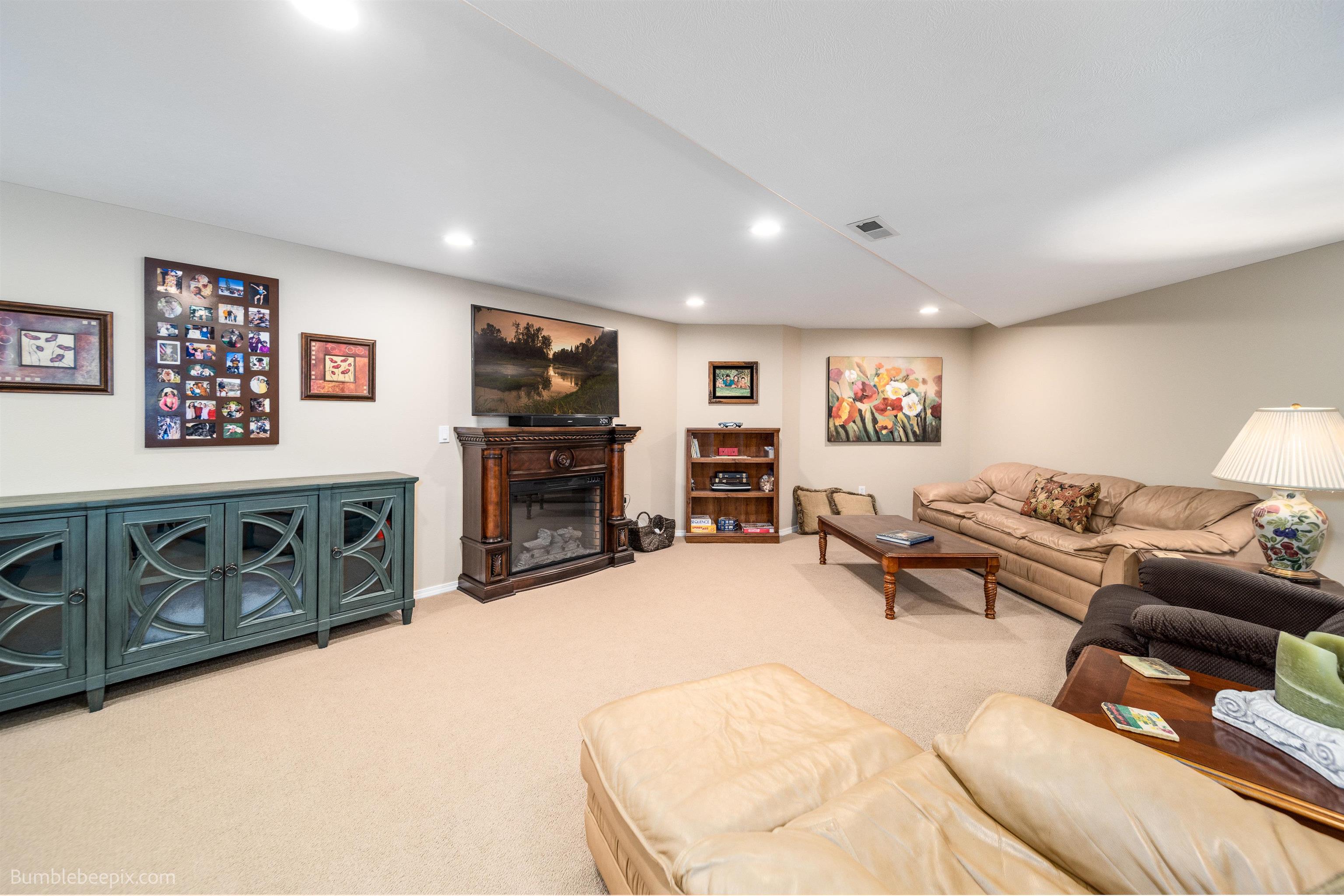 Spokane, Washington 99208, United States, 3 Bedrooms Bedrooms, ,3 BathroomsBathrooms,Residential,Active,59159