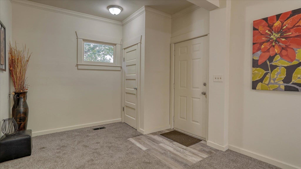 Photo of 2714 E HARTSON Ave, Spokane, WA 99202 (MLS # 202623034)