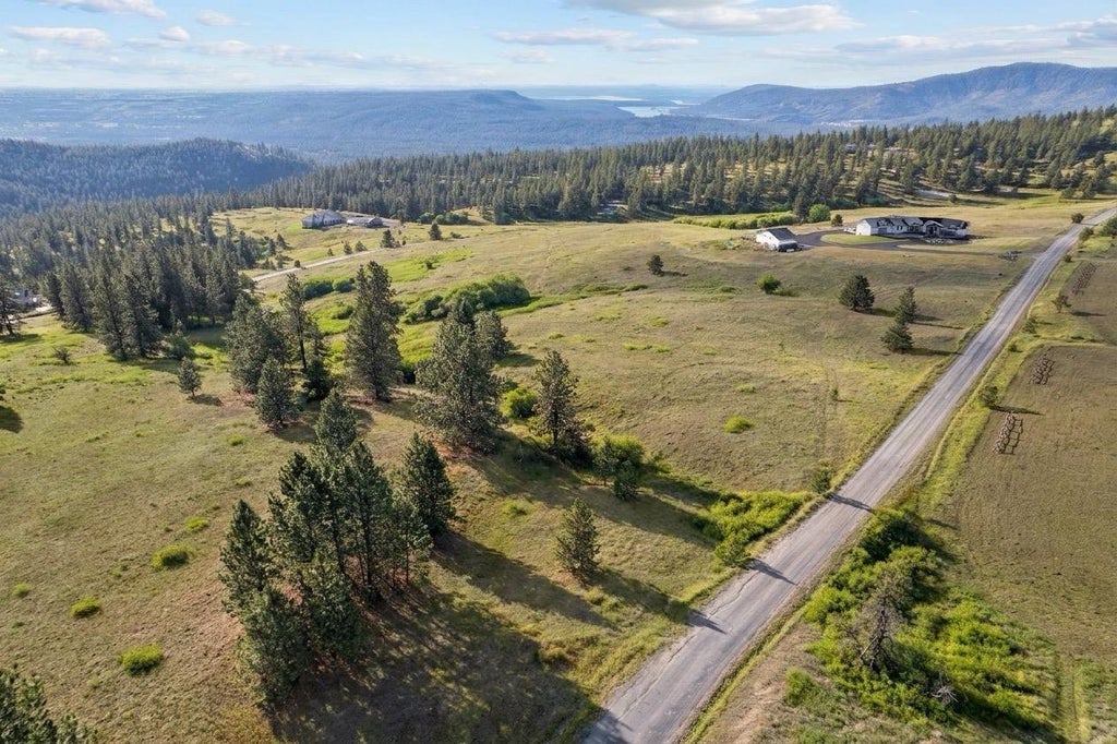 Photo of 00 Stoneridge Way, Deer Park, WA 99006 (MLS # 202620916)