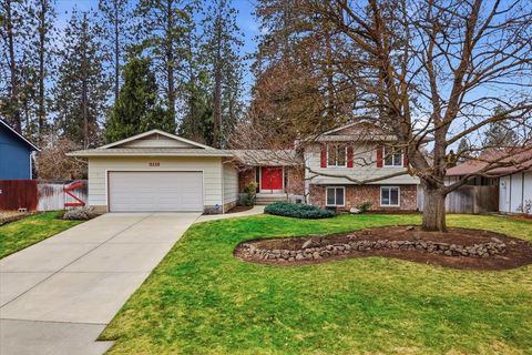 Photo of 5118 S Pittsburg St, Spokane, WA 99223 (MLS # 202613463)