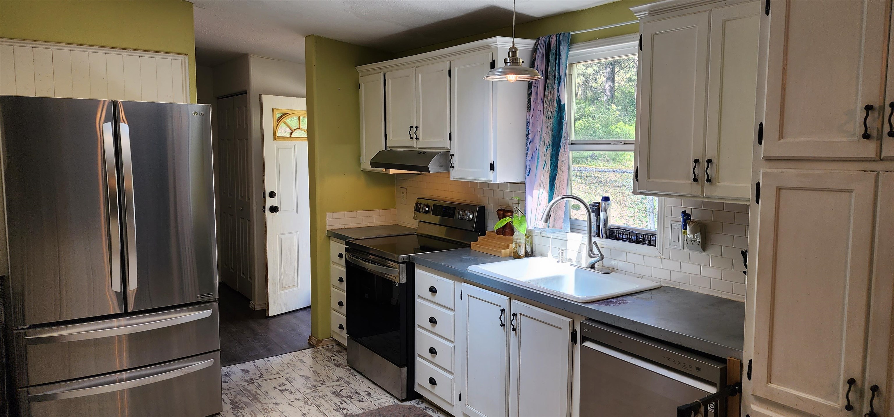 Photo 7 of 30 of 11923 E Deer Creek Rd mobile home