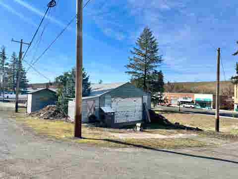 Photo of 501 S Whitman St, Rosalia, WA 99170 (MLS # 202623134)