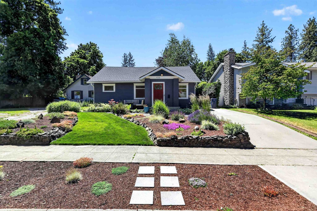 Photo of 133 W 23rd Ave, Spokane, WA 99203 (MLS # 202619929)