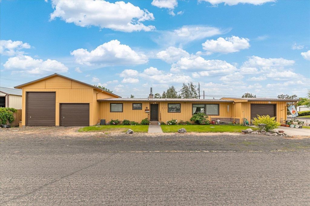 Photo of 517 W 4th St, Sprague, WA 99032 (MLS # 202619998)