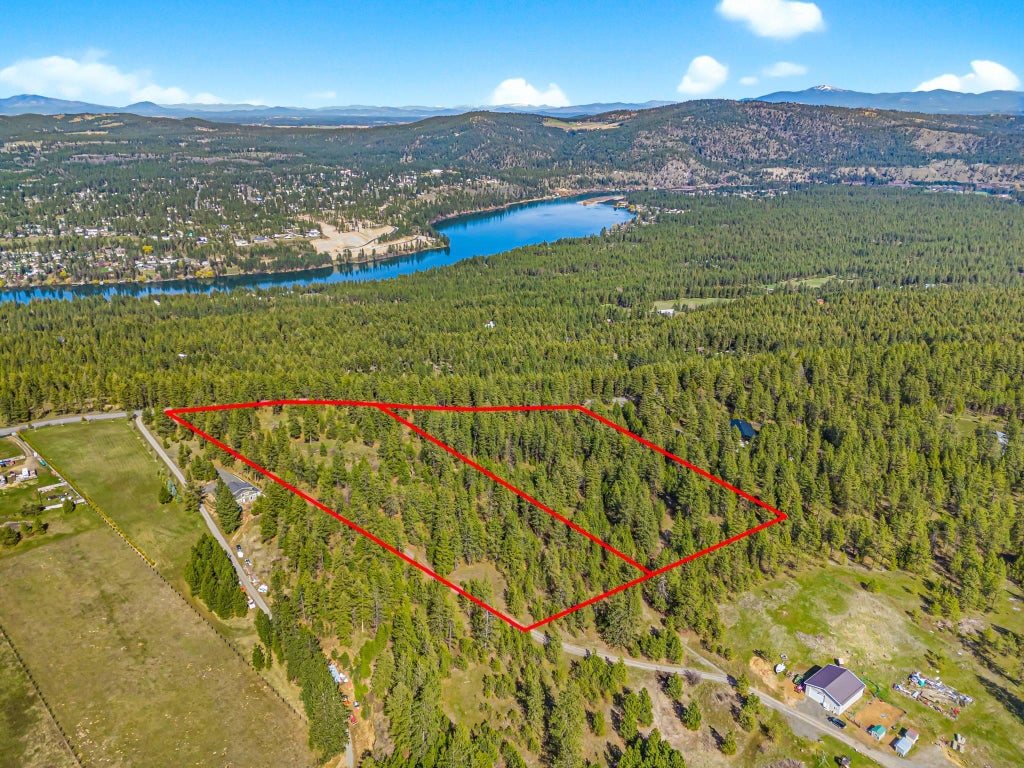 Photo of 133XX W Pine Bluff Rd, Nine Mile Falls, WA 99026 (MLS # 202624611)