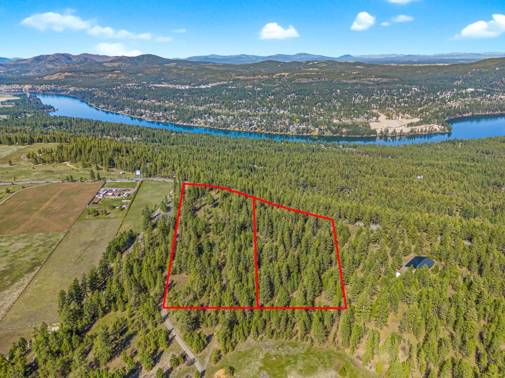 Photo of 133XX W Pine Bluff Rd, Nine Mile Falls, WA 99026 (MLS # 202624611)