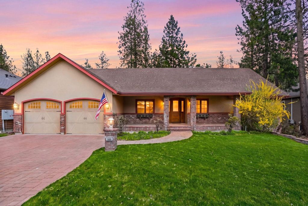 Photo of 1606 N River Vista St, Spokane, WA 99224 (MLS # 202616342)