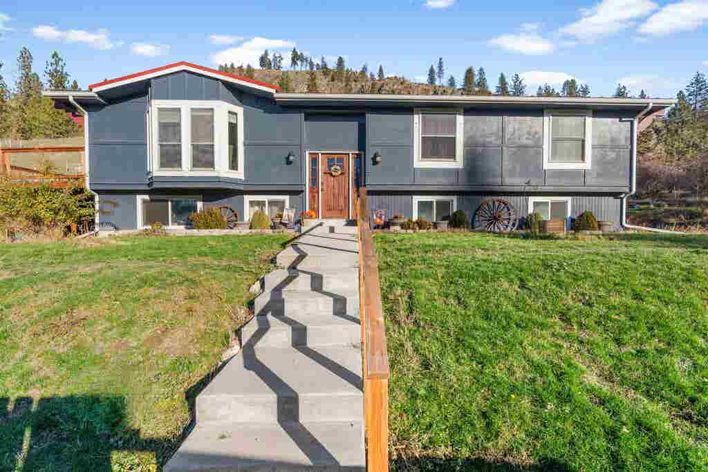 Photo of 3613 Martin Rd, Gifford, WA 99131 (MLS # 202622970)