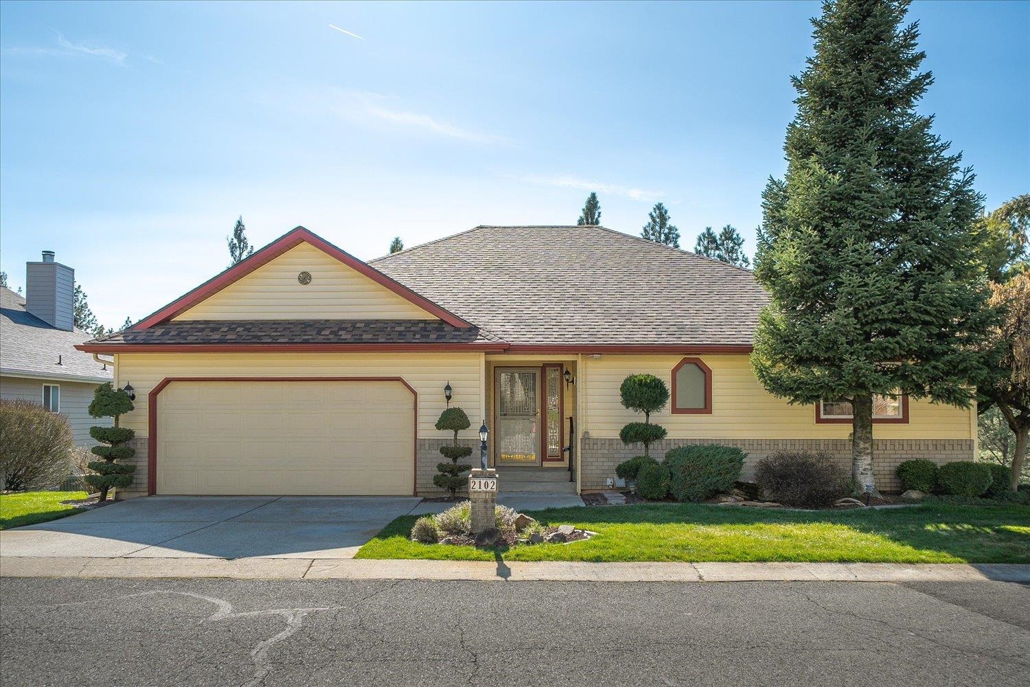 Photo 1 of 39 — 2102 E Dunbar Ln, Spokane, WA 99223