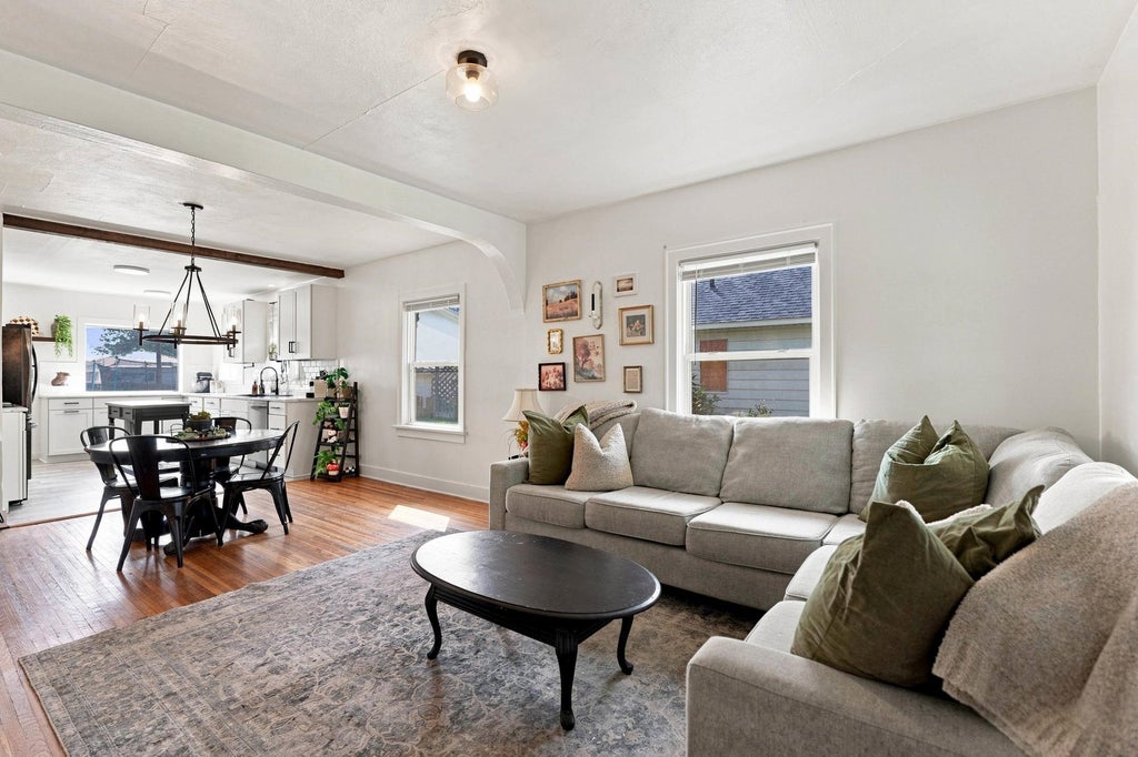 Photo of 2608 N Napa St, Spokane, WA 99207 (MLS # 202623637)